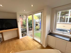 Photo 6- click for photo gallery